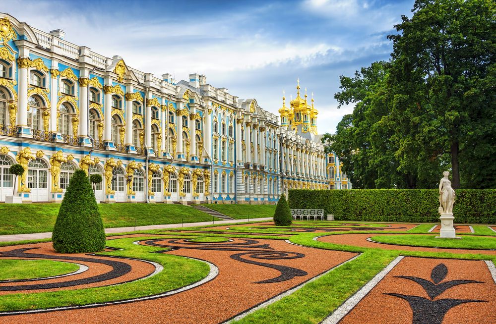 Catherine Park is one of the most beautiful parks in St. Petersburg